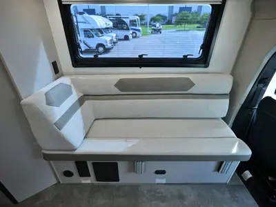 2027 Jayco Granite Ridge photo 14