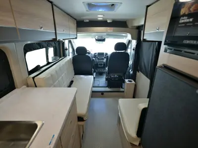 2027 Entegra Coach ARC photo 4