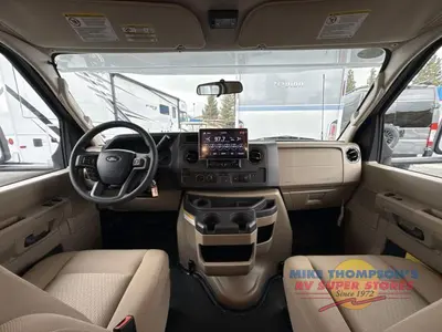 2026 Thor Motor Coach Chateau photo 17