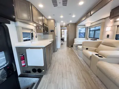 2024 Renegade Valencia photo 6