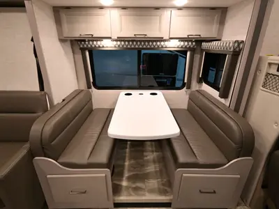 2023 Thor Motor Coach Quantum photo 20