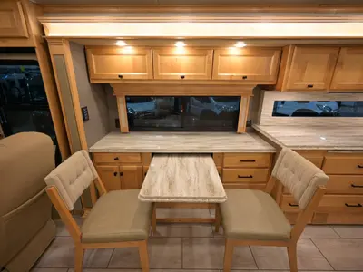 2022 Tiffin Motorhomes Breeze 33BR photo 8