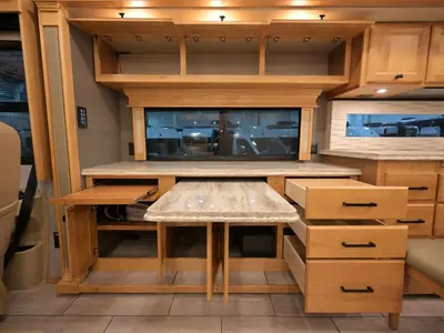2022 Tiffin Motorhomes Breeze 33BR photo 9