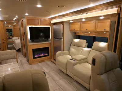 2022 Tiffin Motorhomes Breeze 33BR photo 16