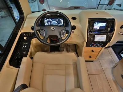 2022 Tiffin Motorhomes Breeze 33BR photo 2