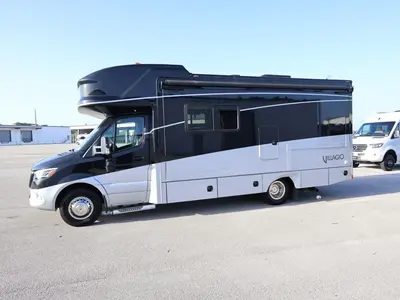 2022 Renegade Villagio photo 23