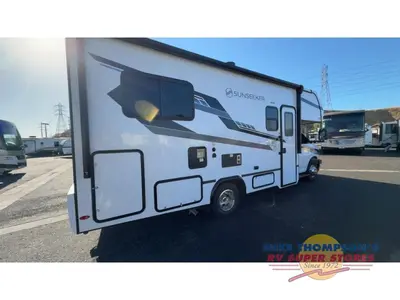 2026 Forest River RV Sunseeker LE photo 8