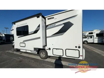 2026 Forest River RV Sunseeker LE photo 6
