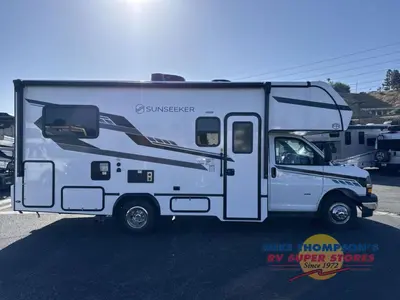 2026 Forest River RV Sunseeker LE photo 16