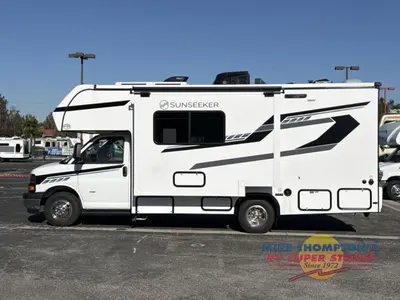 2026 Forest River RV Sunseeker LE photo 12