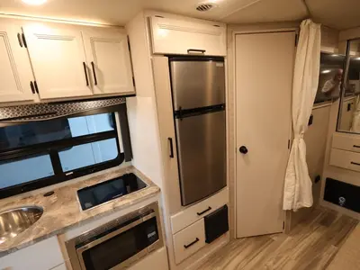 2023 Thor Motor Coach Gemini photo 12