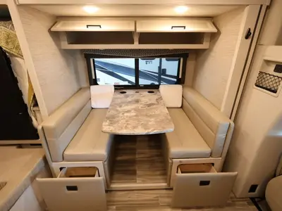 2023 Thor Motor Coach Gemini photo 18