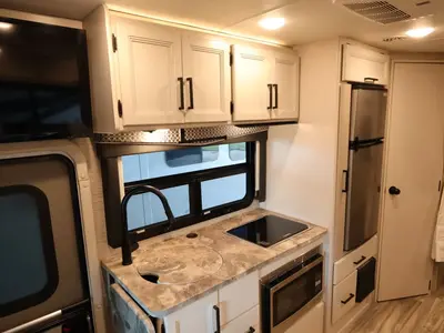 2023 Thor Motor Coach Gemini photo 5