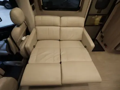 2023 Thor Motor Coach Tiburon photo 15