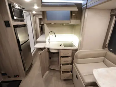 2023 Thor Motor Coach Tiburon photo 10