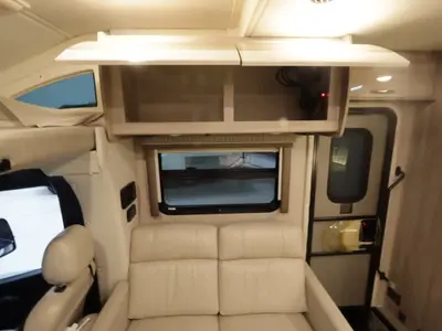 2023 Thor Motor Coach Tiburon photo 14