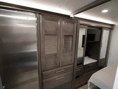 2025 Entegra Coach Vision XL photo 16