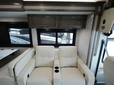2025 Entegra Coach Vision XL photo 19