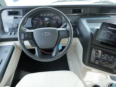 2025 Entegra Coach Vision XL photo 2