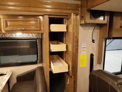2020 Holiday Rambler Vacationer photo 21