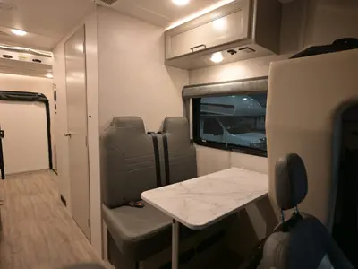 2025 Thor Motor Coach Gemini photo 15