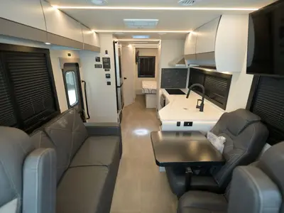 2025 Coachmen Euro photo 4