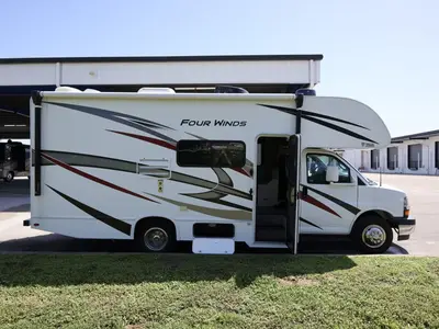 2023 Thor Motor Coach Four Winds photo 25