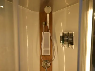 2022 Airstream Atlas photo 24