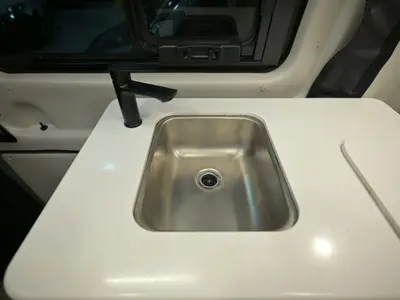 2025 Thor Motor Coach Sanctuary photo 8