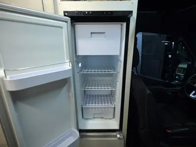 2025 Thor Motor Coach Sanctuary photo 13