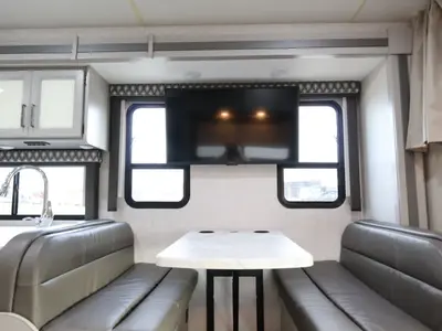 2023 Thor Motor Coach Geneva photo 9