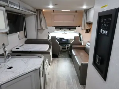 2023 Thor Motor Coach Geneva photo 3