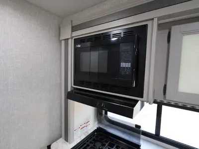 2023 Thor Motor Coach Geneva photo 14