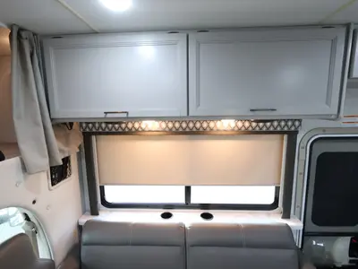 2023 Thor Motor Coach Geneva photo 21