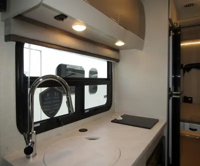 2026 Thor Motor Coach Gemini Trip photo 8