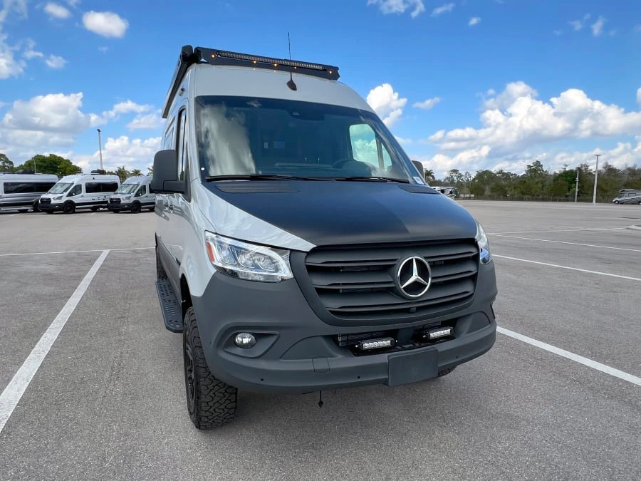 2026 Tiffin Motorhomes GH1 exterior