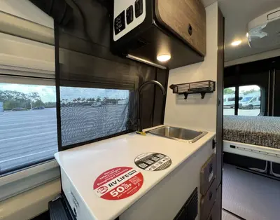 2026 Tiffin Motorhomes GH1 photo 9