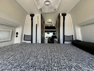 2026 Tiffin Motorhomes GH1 photo 18