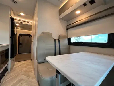 2026 Thor Motor Coach Gemini Trip photo 14