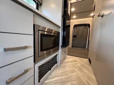 2026 Thor Motor Coach Gemini Trip photo 11