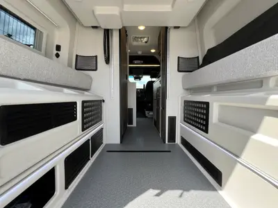 2026 Tiffin Motorhomes GH1 photo 4