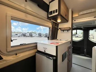 2026 Tiffin Motorhomes GH1 photo 7