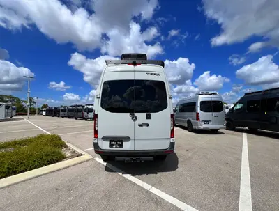 2026 Tiffin Motorhomes GH1 photo 22