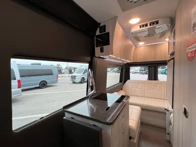 2026 Tiffin Motorhomes GT1 photo 7