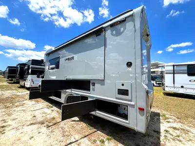 2026 Grand Design Lineage Series M photo 22