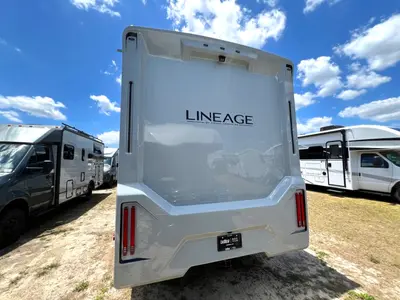 2026 Grand Design Lineage Series M photo 25