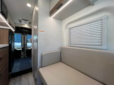 2027 Thor Motor Coach Talavera photo 14