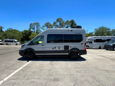2027 Thor Motor Coach Talavera photo 21