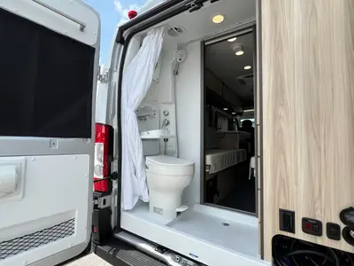 2027 Entegra Coach Ethos photo 15