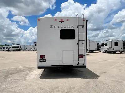 2027 Entegra Coach Odyssey photo 26